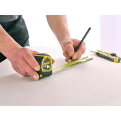 Stanley MESURE 8M X 25MM BIMATIERE TYLON -STANLEY Boutique 1 30 657 A4