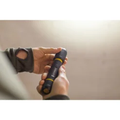 Stanley LAMPE TORCHE COMPACTE PREMIUM – 350 LUMENS - FATMAX -STANLEY Boutique FMHT81511 0 A3