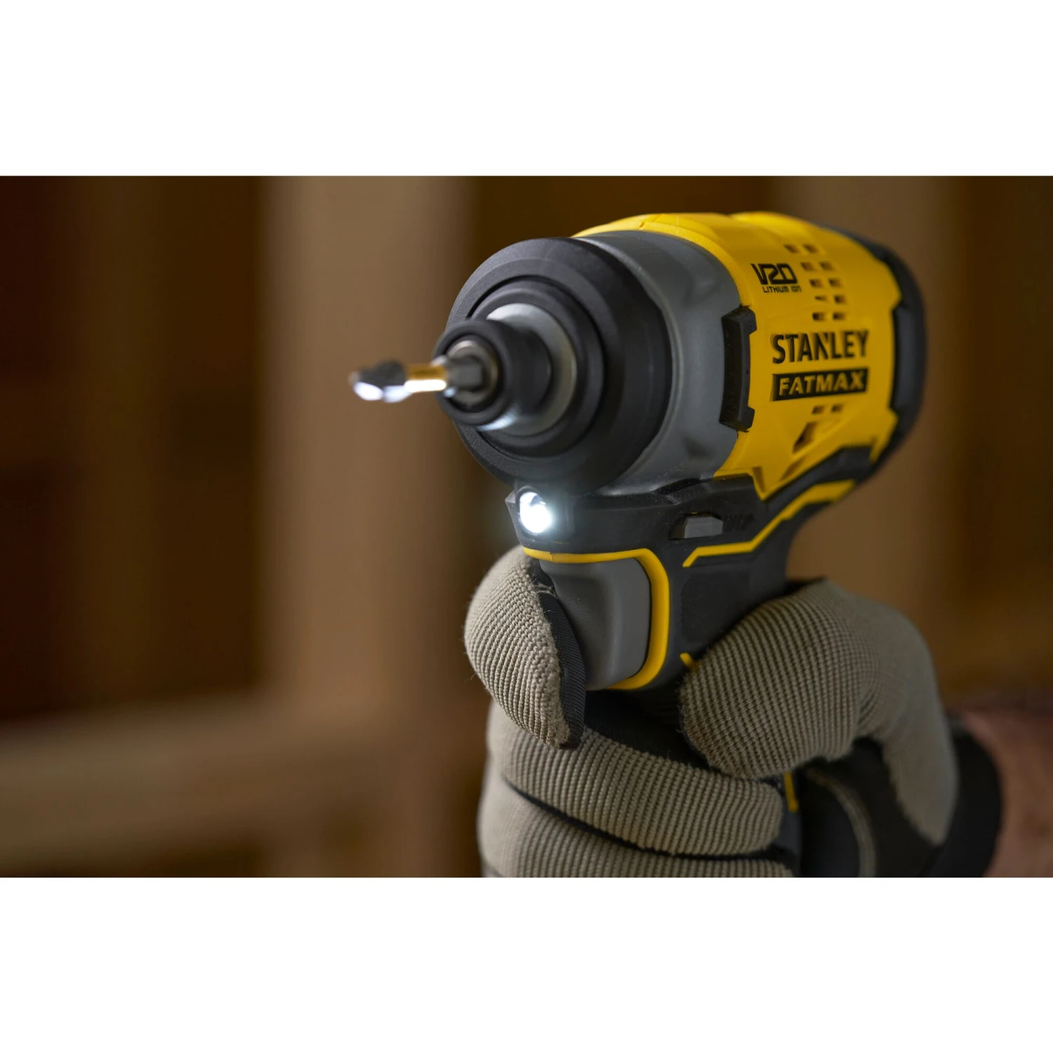 Visseuse à Impacts BRUSHLESS 170 Nm - 18V - 2800 Trs/min, 3500 Cps/min, Porte-outils Hexagonal 6,35 Mm, Changement Rapide Et Facile De L'embout, LED - Gamme V20 - STANLEY FATMAX, SFMCF810B-XJ 4 Visseuse à Impacts BRUSHLESS 170 Nm - 18V - 2800 Trs/min, 3500 Cps/min, Porte-outils Hexagonal 6,35 Mm, Changement Rapide Et Facile De L'embout, LED - Gamme V20 - STANLEY FATMAX, SFMCF810B-XJ – Image 4
