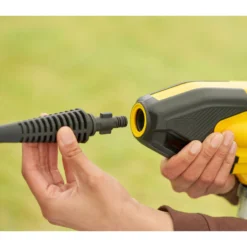 Nettoyeur à Pression 18V STANLEY® FATMAX® V20 (Sans Batterie Ni Chargeur) 25 Nettoyeur à Pression 18V STANLEY® FATMAX® V20 (Sans Batterie Ni Chargeur) -STANLEY Boutique SFMCPC93B F4