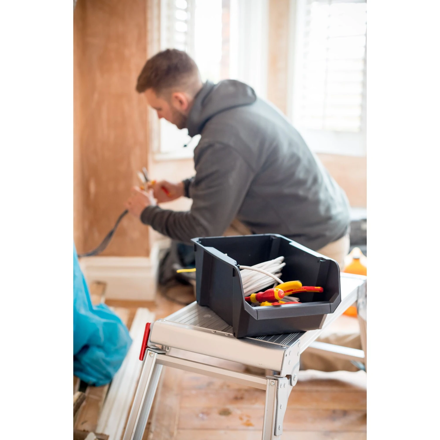 Stanley BAC A BEC N°4 NOIR - 6,4L 2 Stanley BAC A BEC N°4 NOIR - 6,4L – Image 2